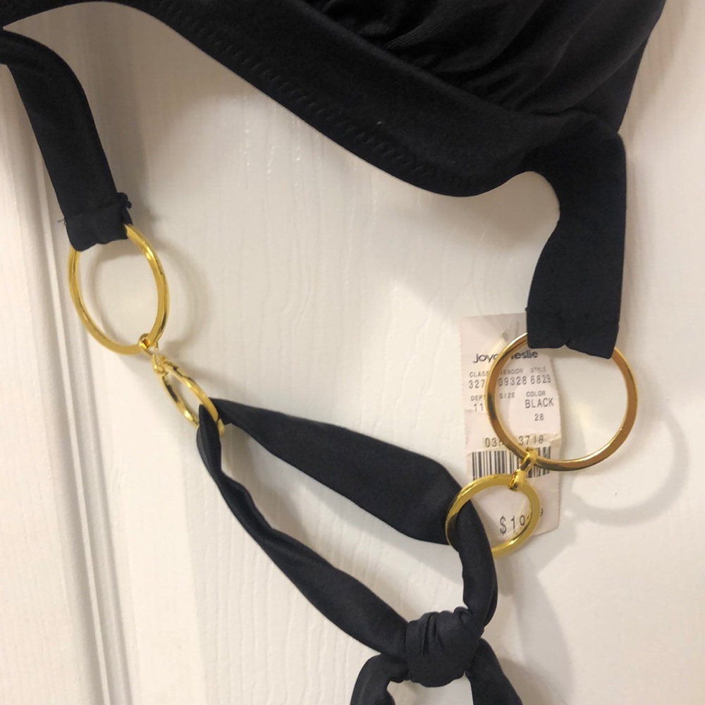 NWT! Bikini Top! Size L! 👙 - Picture 4 of 5